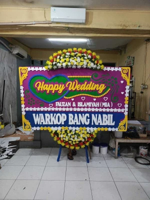 Papan Bunga di Tendean